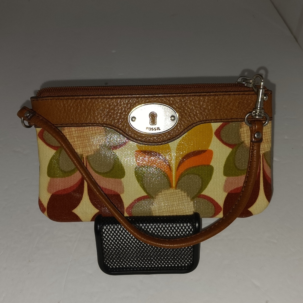 Fossil Key-Per Wristlet - image 1